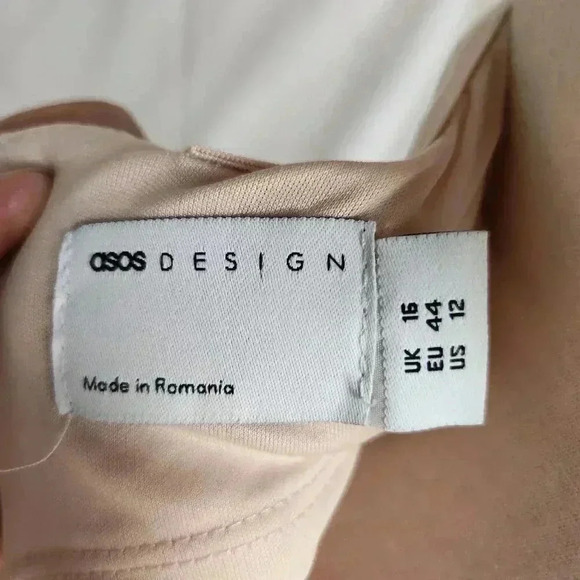 Elegant Pink One-Shoulder Dress - Picture 9 of 10